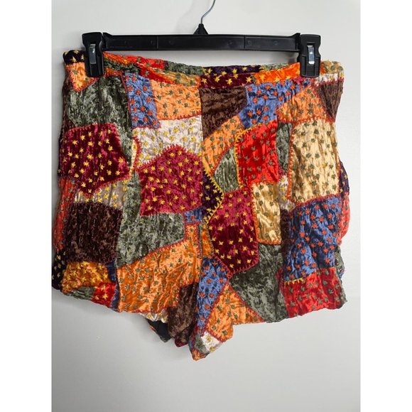 Free People Patchwork Dream Velvet Shorts Size L NWT $198 Embroidered - Picture 5 of 8